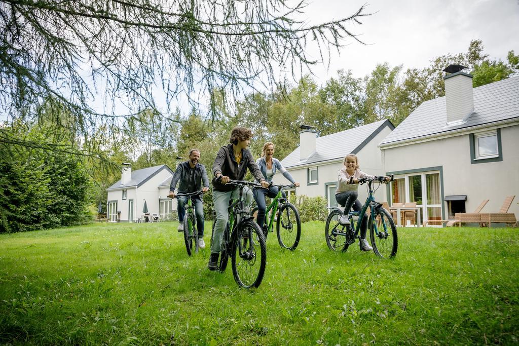 Center Parcs Les Ardennes Hotel Vielsalm Bagian luar foto