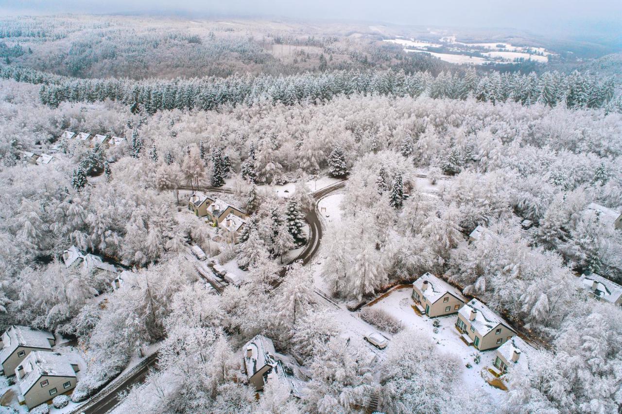 Center Parcs Les Ardennes Hotel Vielsalm Bagian luar foto